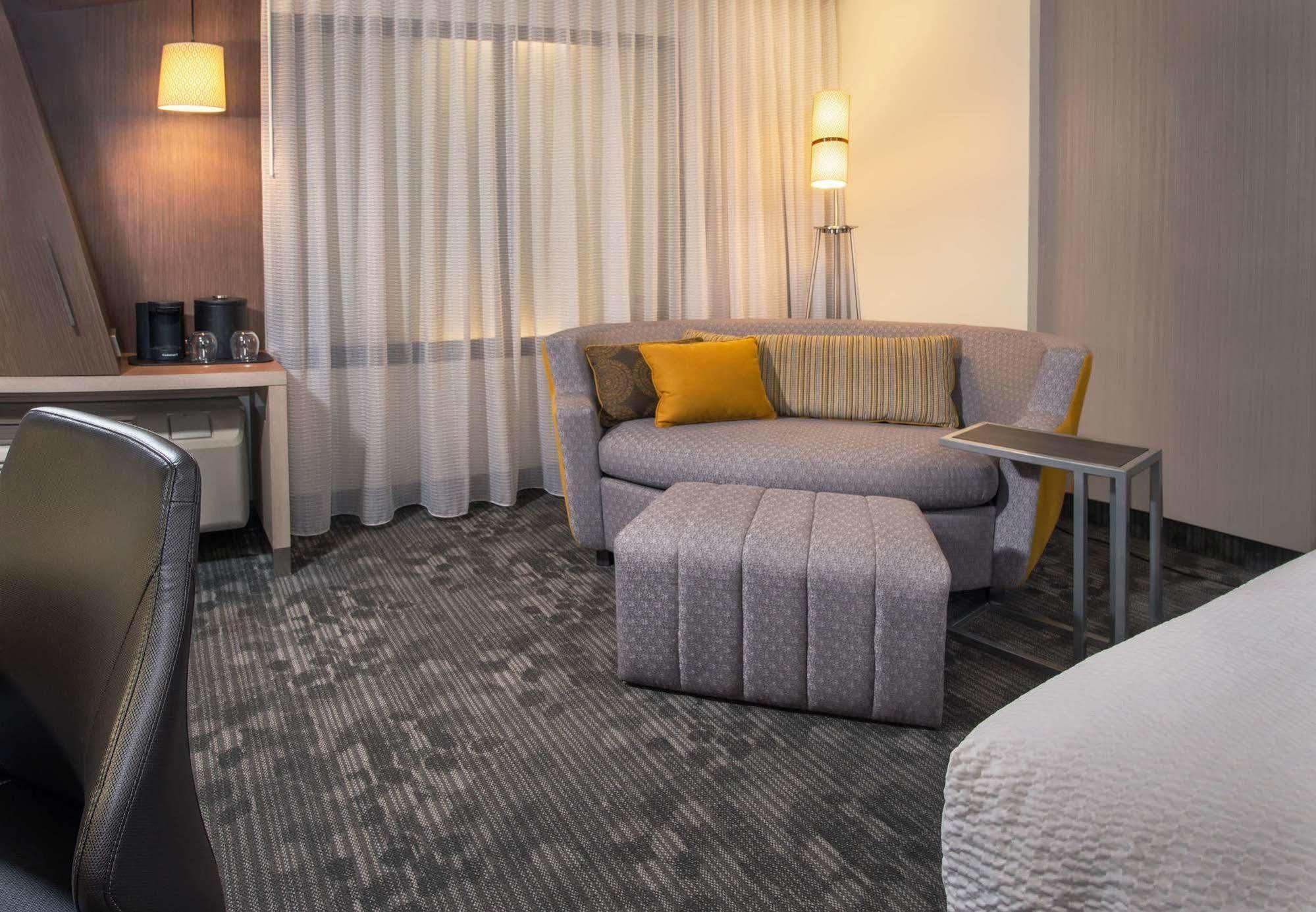Courtyard By Marriott El Paso East/I-10 Hotel Eksteriør billede